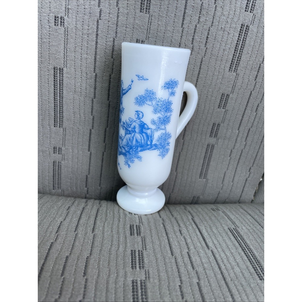 Vtg Avon MILK GLASS BLUE TOILE Coffee Pedestal French Country Cup